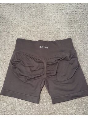 Dfyne Shorts